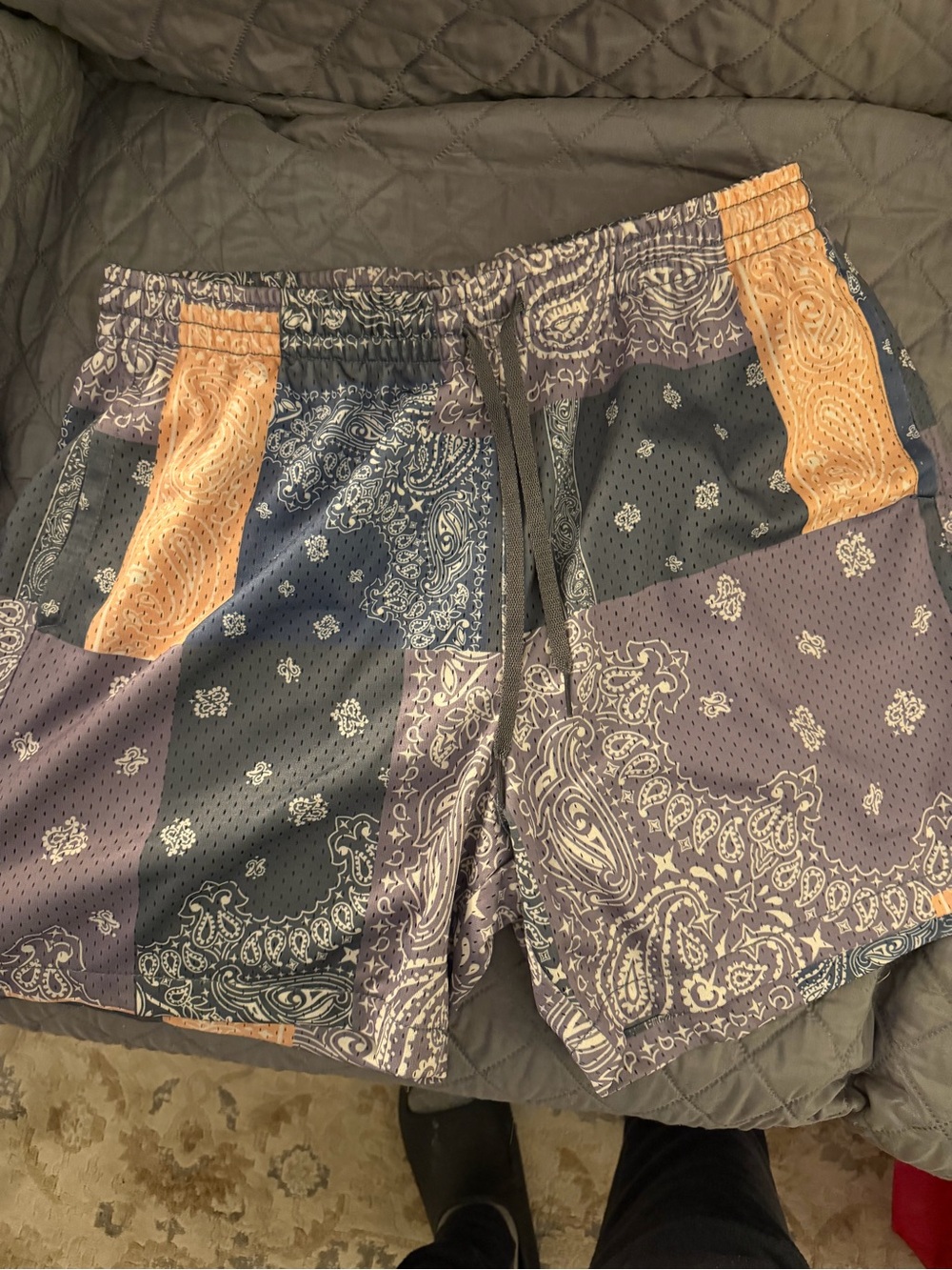 Men's LCKR Patchwork Bandana Print MESH Shorts - Blue & Tan